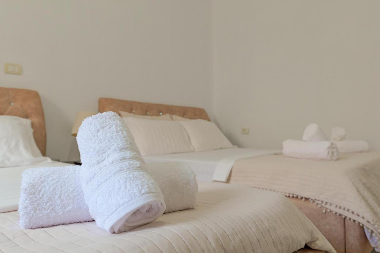 Sunflower Hotel Ksamil Extérieur photo