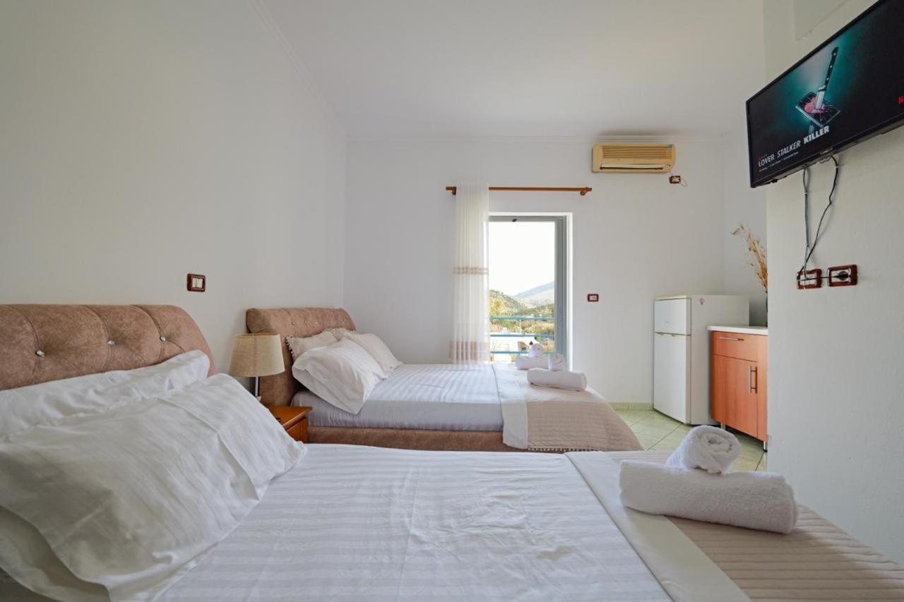 Sunflower Hotel Ksamil Extérieur photo